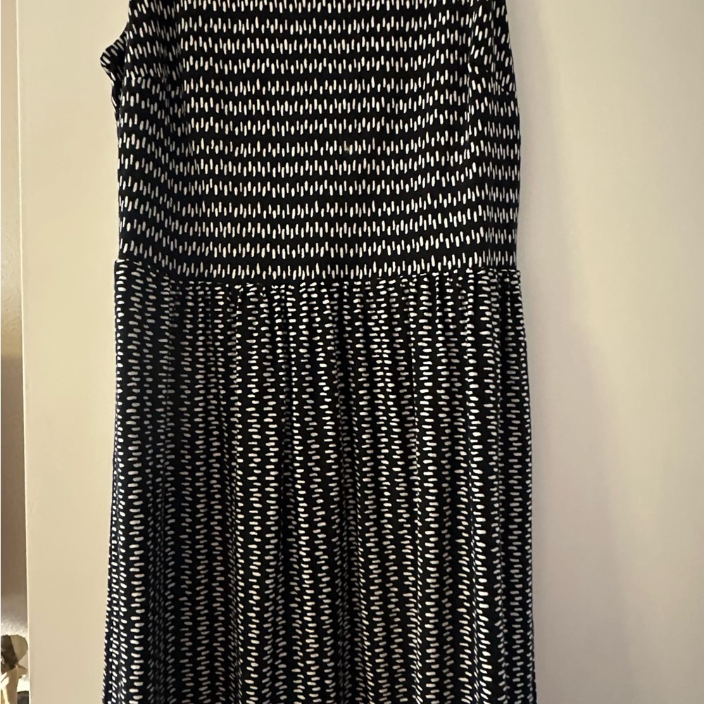 LOFT Black and White Dress